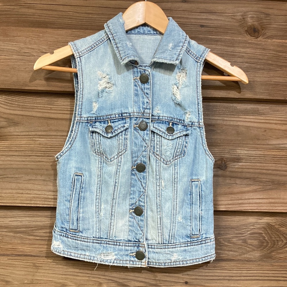 AE Denim Vest
